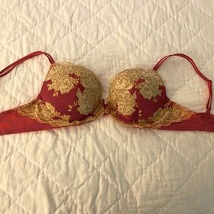 Victoria’s Secret Push-up Bra